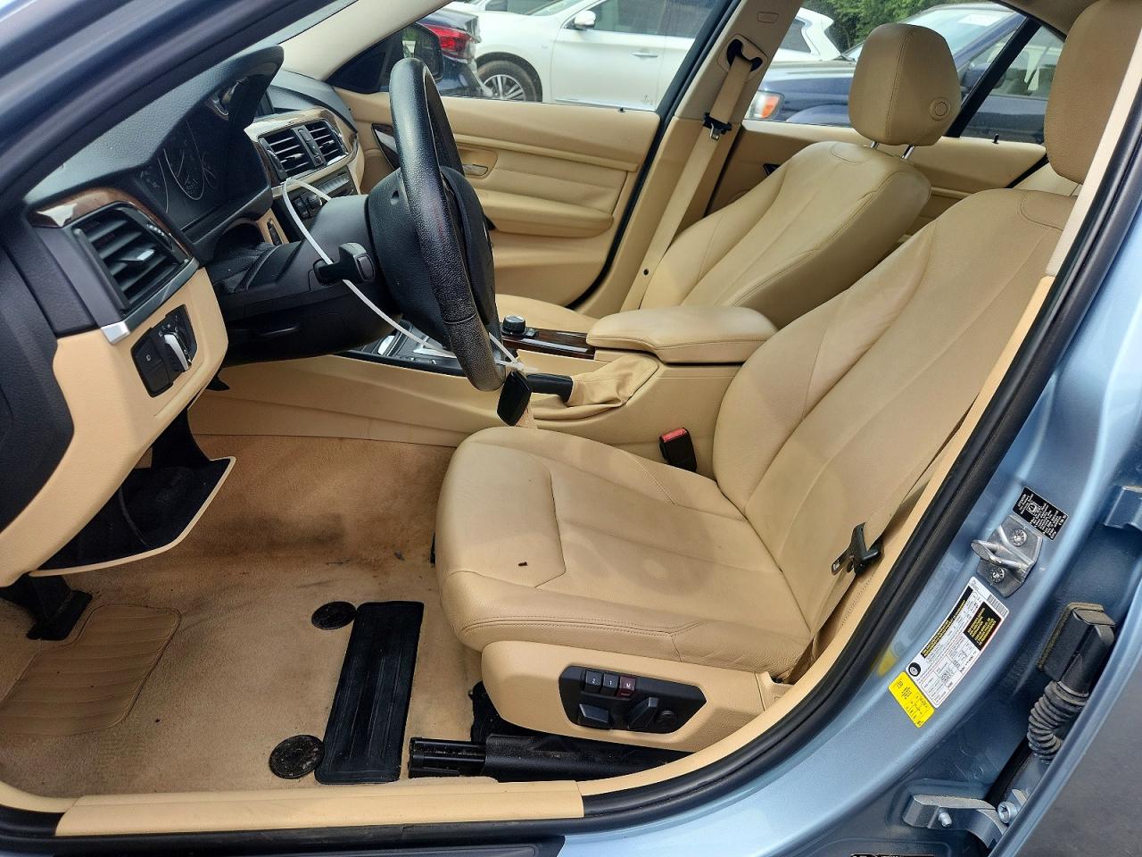2014 BMW 320 SA