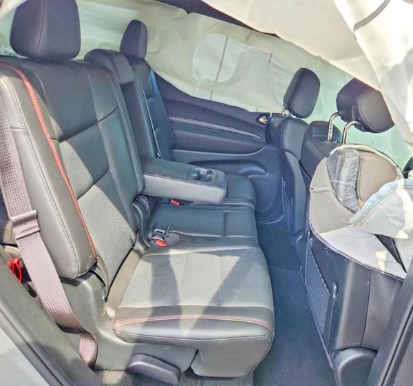 2026 DODGE DURANGO GT Hemi
