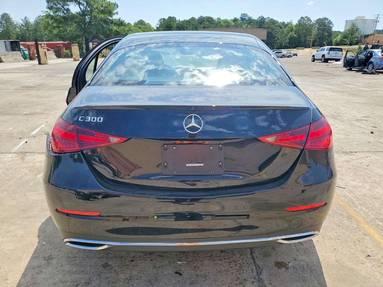 2024 MERCEDES-BENZ C C300