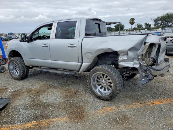 2018 NISSAN TITAN