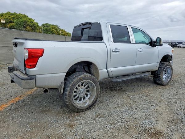 2018 NISSAN TITAN