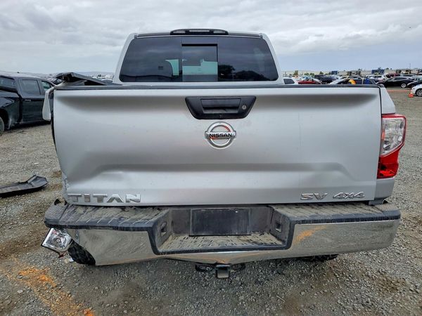 2018 NISSAN TITAN