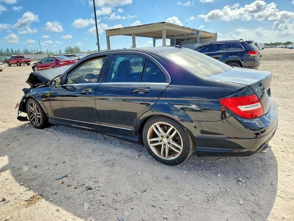 2014 MERCEDES-BENZ C C250