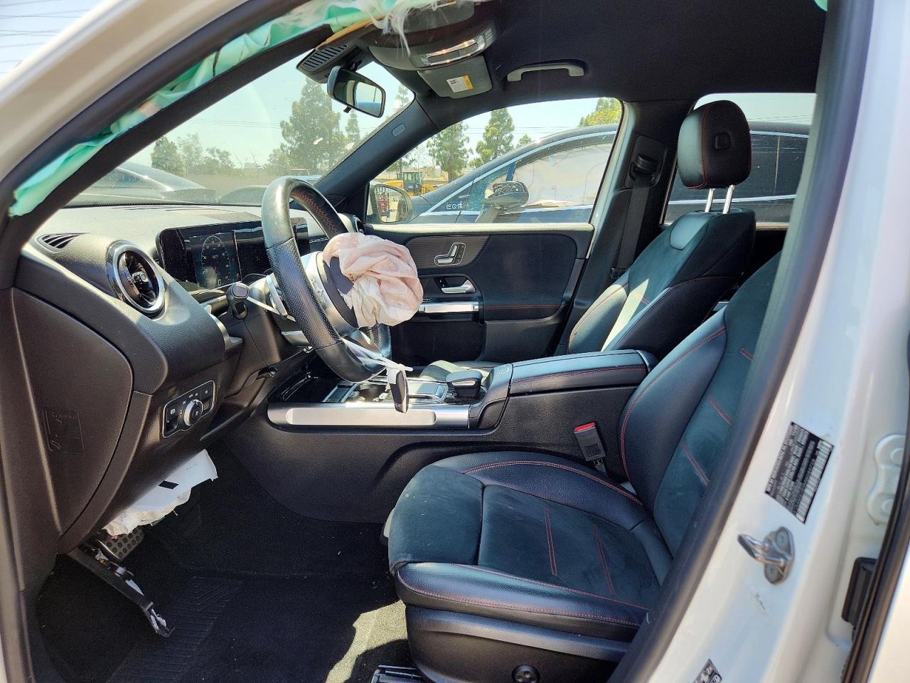 2021 MERCEDES-BENZ GLB GLB250