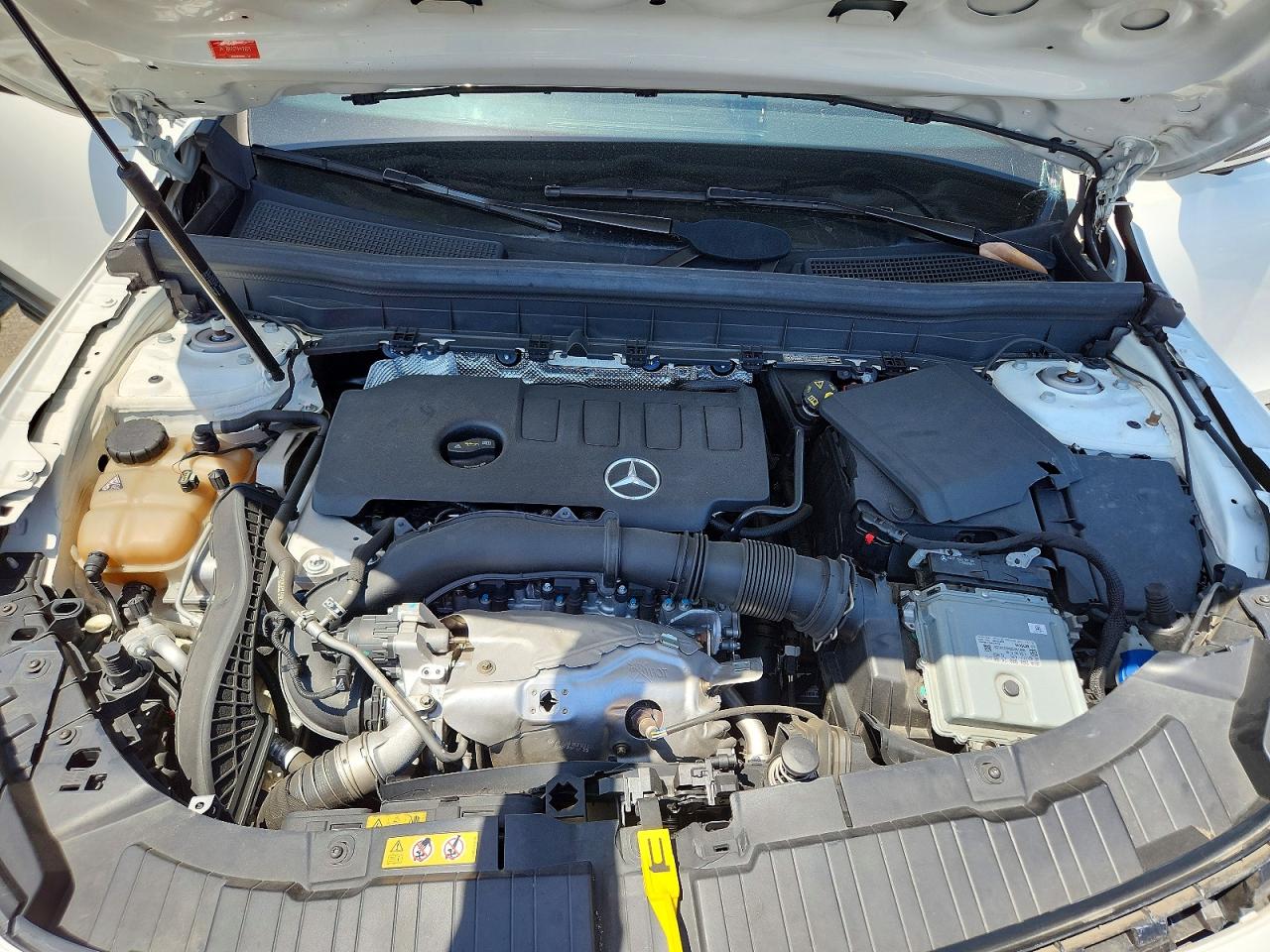 2021 MERCEDES-BENZ GLB GLB250
