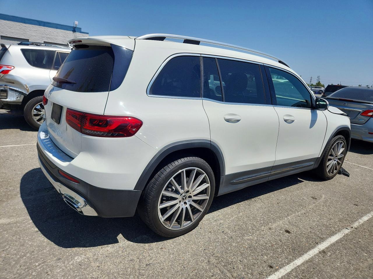 2021 MERCEDES-BENZ GLB GLB250