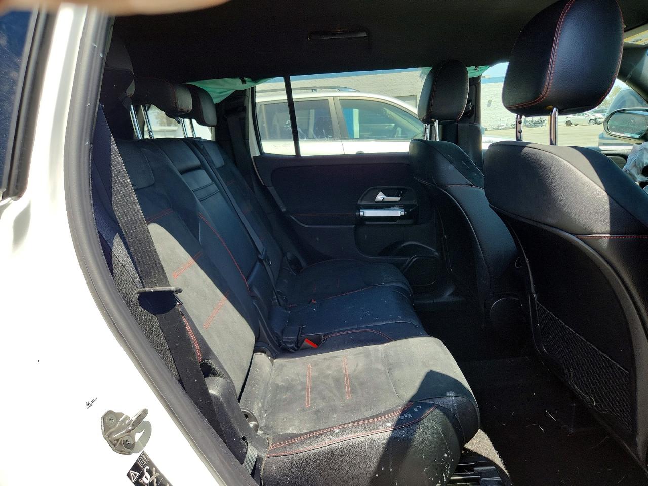 2021 MERCEDES-BENZ GLB GLB250