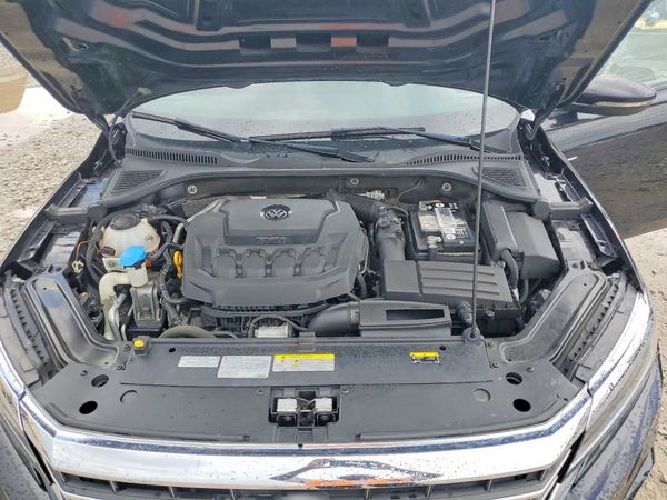 2021 VOLKSWAGEN PASSAT