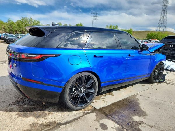 2022 LAND ROVER RANGE ROVER VELAR R-Dynamic S