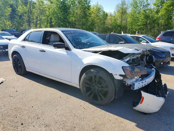 2017 CHRYSLER 300