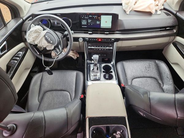 2024 KIA CARNIVAL EX