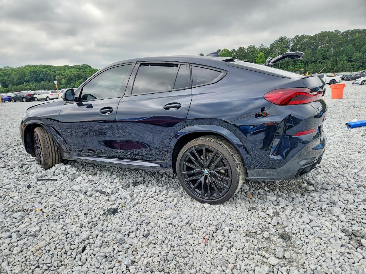 2022 BMW X6 xDrive40i