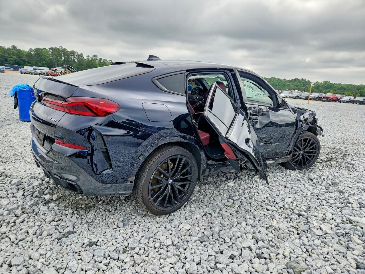 2022 BMW X6 xDrive40i