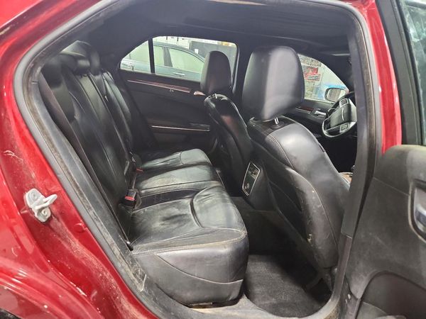 2013 CHRYSLER 300 Base/Limited