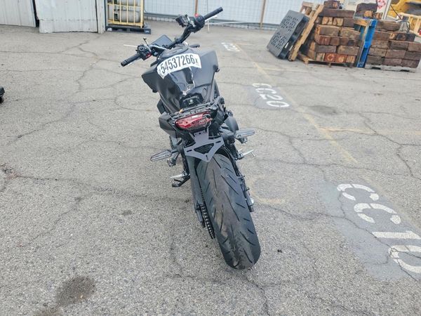 2025 YAMAHA MT09 C
