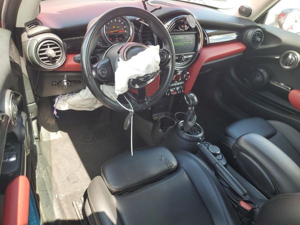 2016 MINI COOPER