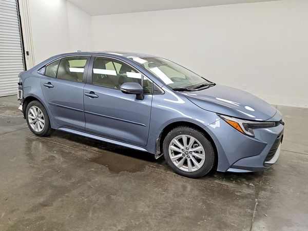 2026 TOYOTA COROLLA
