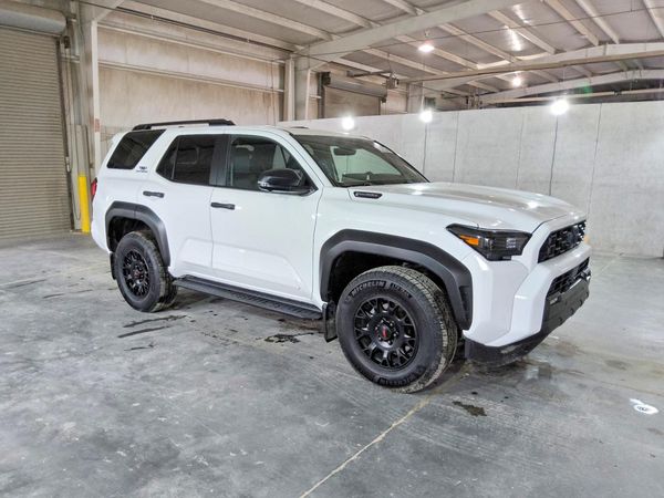 2026 TOYOTA 4RUNNER