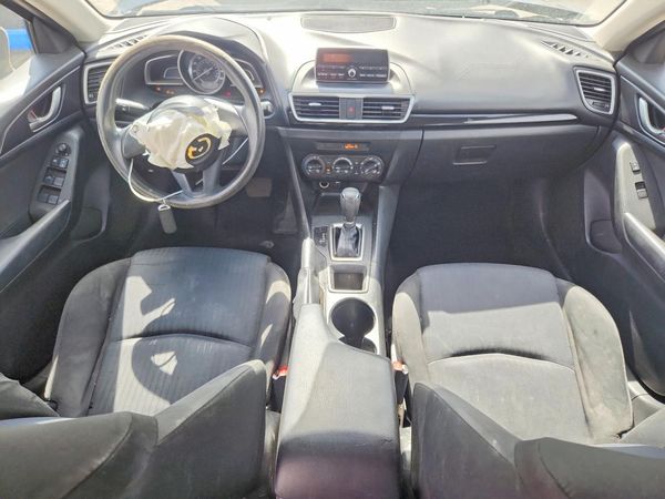 2015 MAZDA 3 SV/Base
