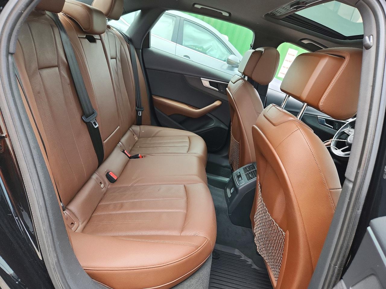 2017 AUDI A4 quattro Premium