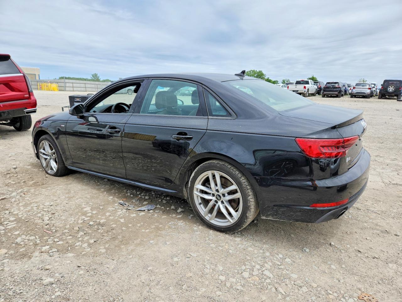 2017 AUDI A4 quattro Premium