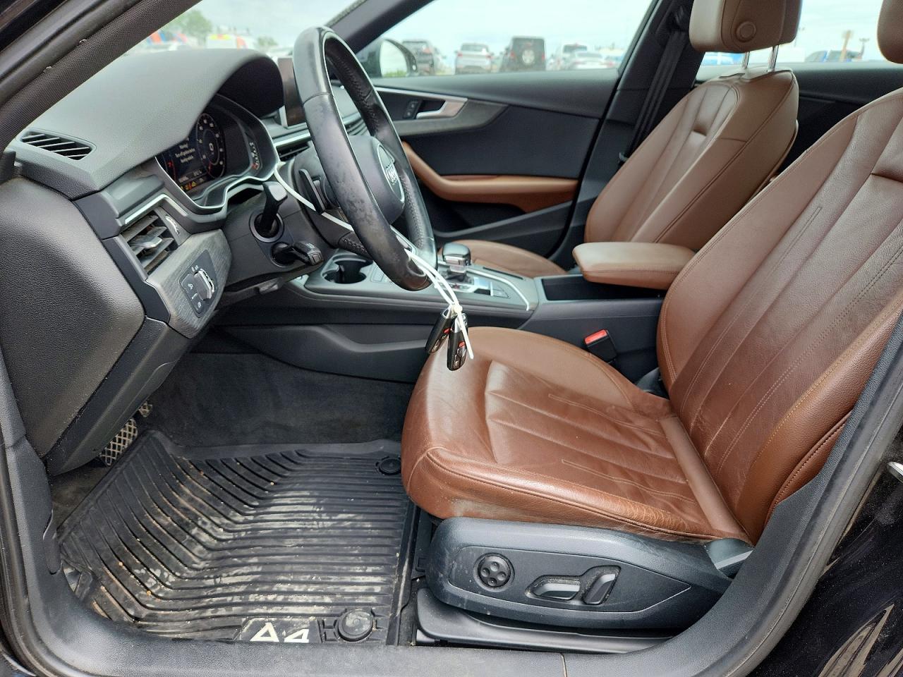 2017 AUDI A4 quattro Premium