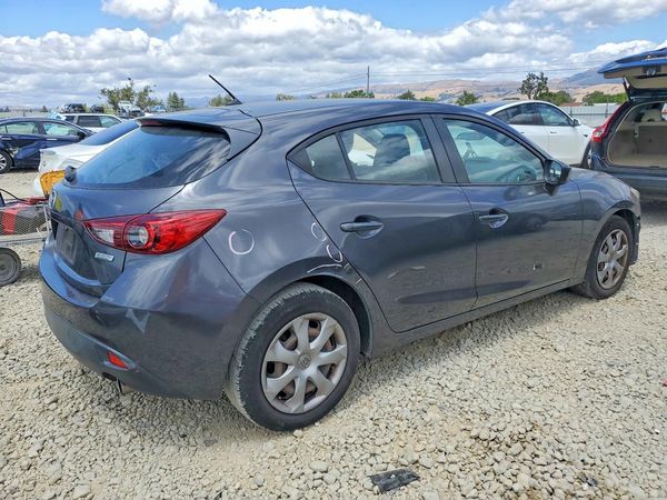 2016 MAZDA 3 SV/Base