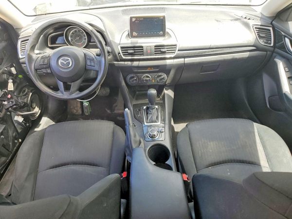 2016 MAZDA 3 SV/Base