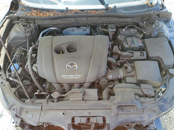 2016 MAZDA 3 SV/Base