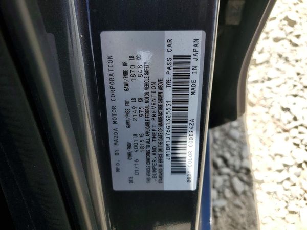 2016 MAZDA 3 SV/Base