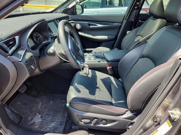 2025 INFINITI QX50 Sport