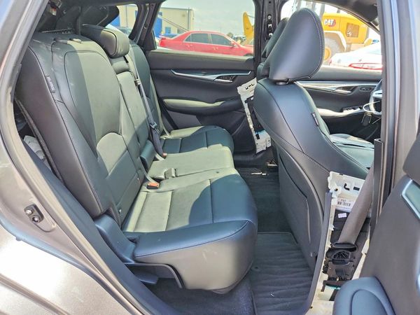2025 INFINITI QX50 Sport