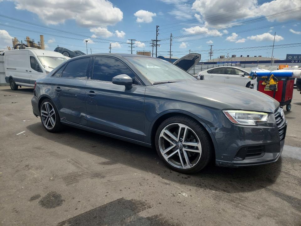 2019 AUDI A3 Premium, Titanium