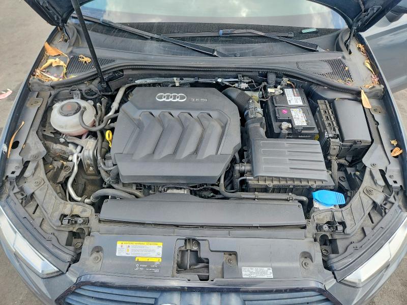 2019 AUDI A3 Premium, Titanium