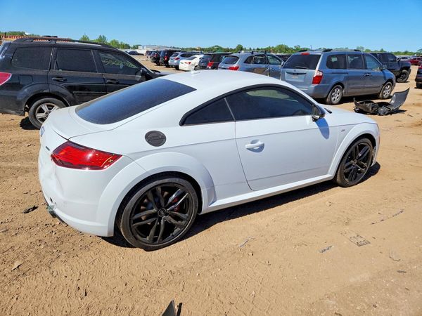 2017 AUDI TT quattro