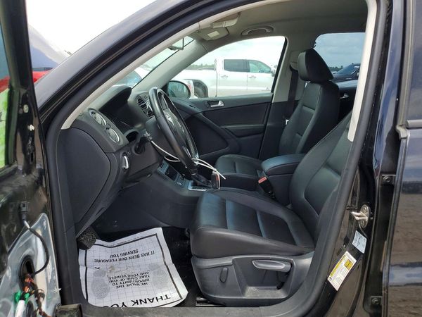 2017 VOLKSWAGEN TIGUAN S, Limited