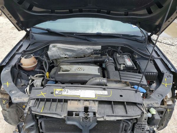 2017 VOLKSWAGEN TIGUAN S, Limited