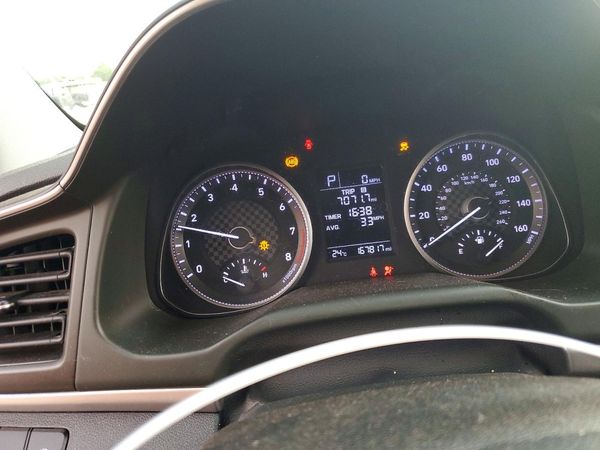2019 HYUNDAI ELANTRA