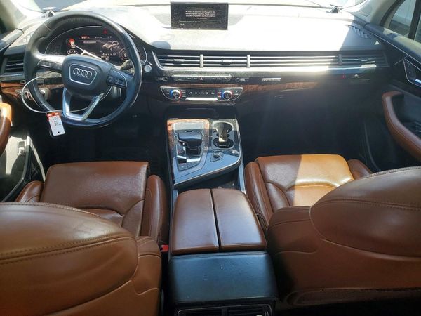 2017 AUDI Q7 quattro Prestige