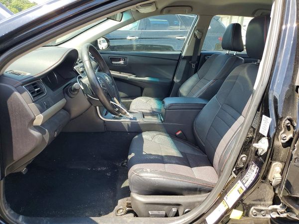 2016 TOYOTA CAMRY
