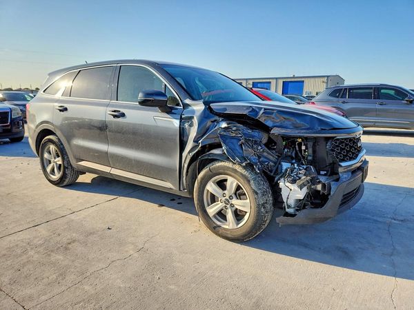 2022 KIA SORENTO LX