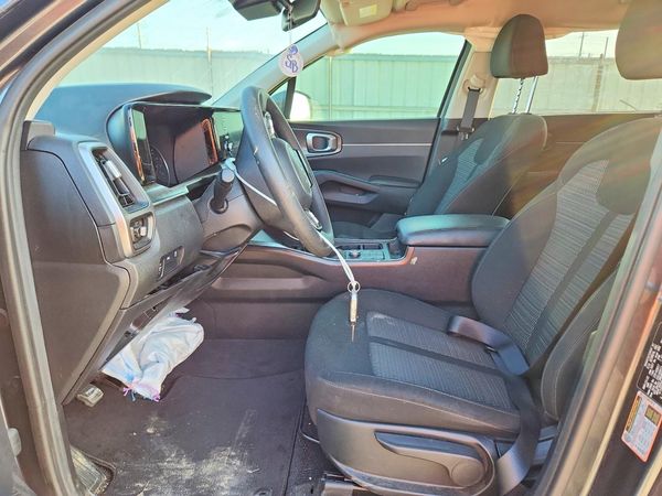 2022 KIA SORENTO LX