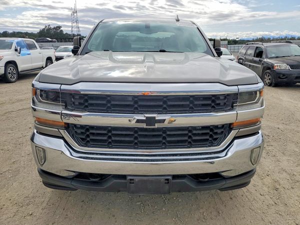 2017 CHEVROLET SILVERADO LT — DIRF