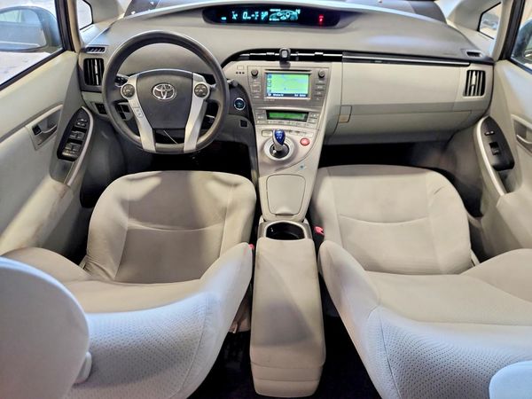 2012 TOYOTA PRIUS