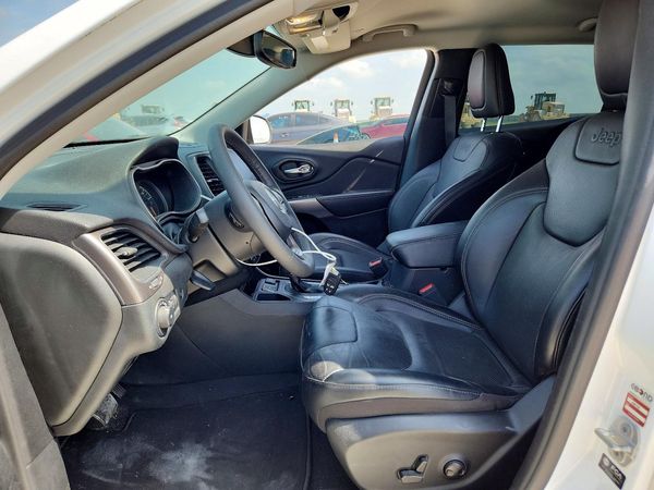 2022 JEEP CHEROKEE LATITUDE LUX 4X2