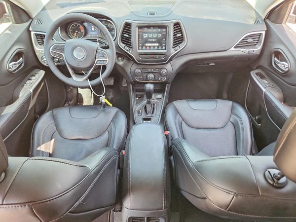 2022 JEEP CHEROKEE LATITUDE LUX 4X2