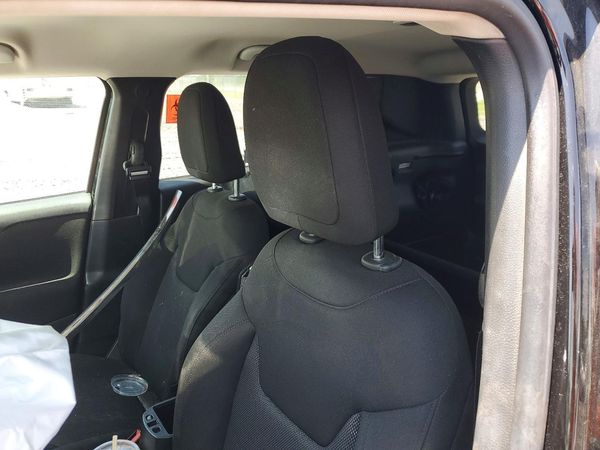 2017 JEEP RENEGADE LATITUDE 4X4