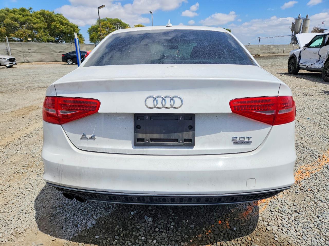 2015 AUDI A4