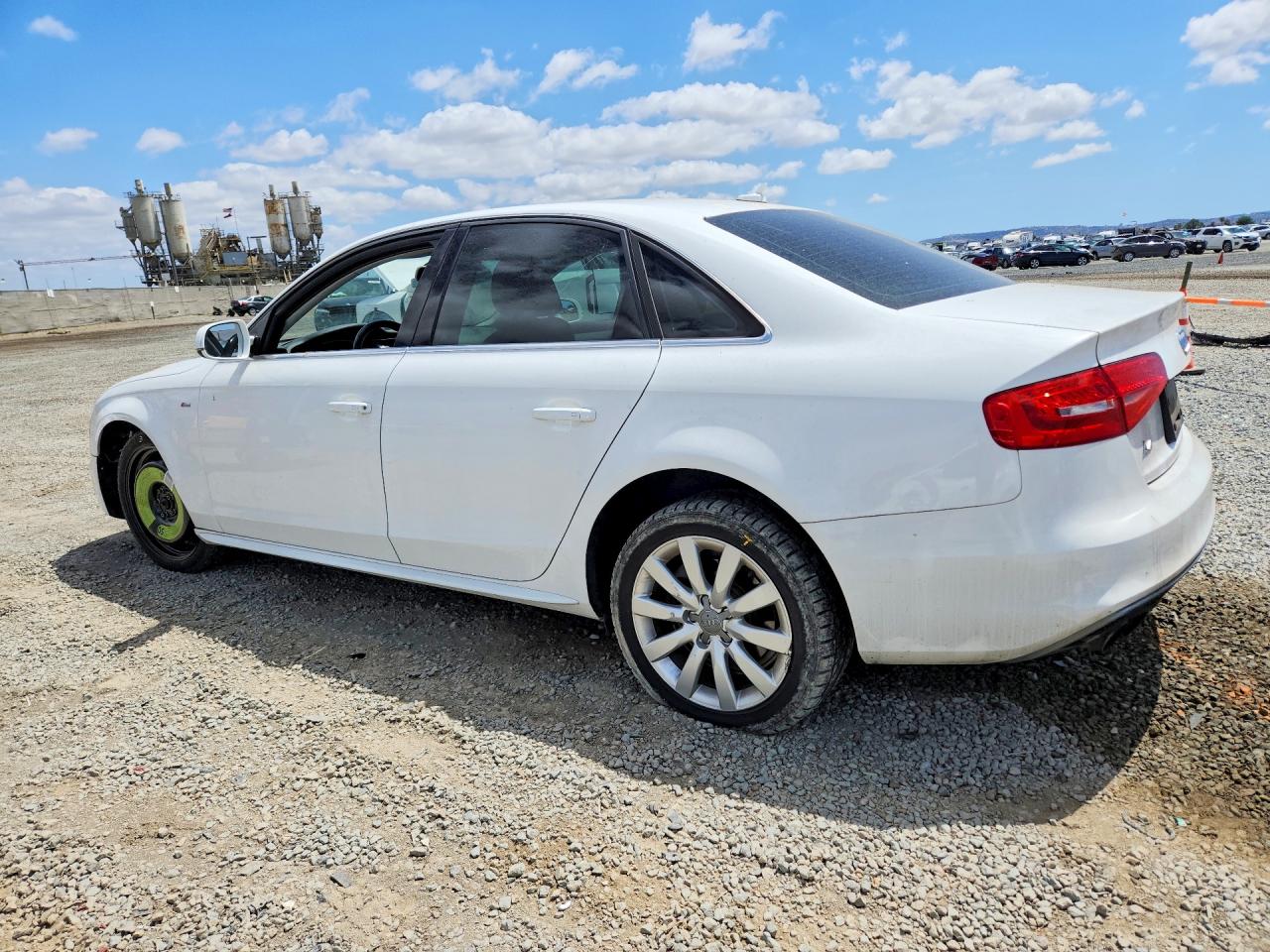 2015 AUDI A4