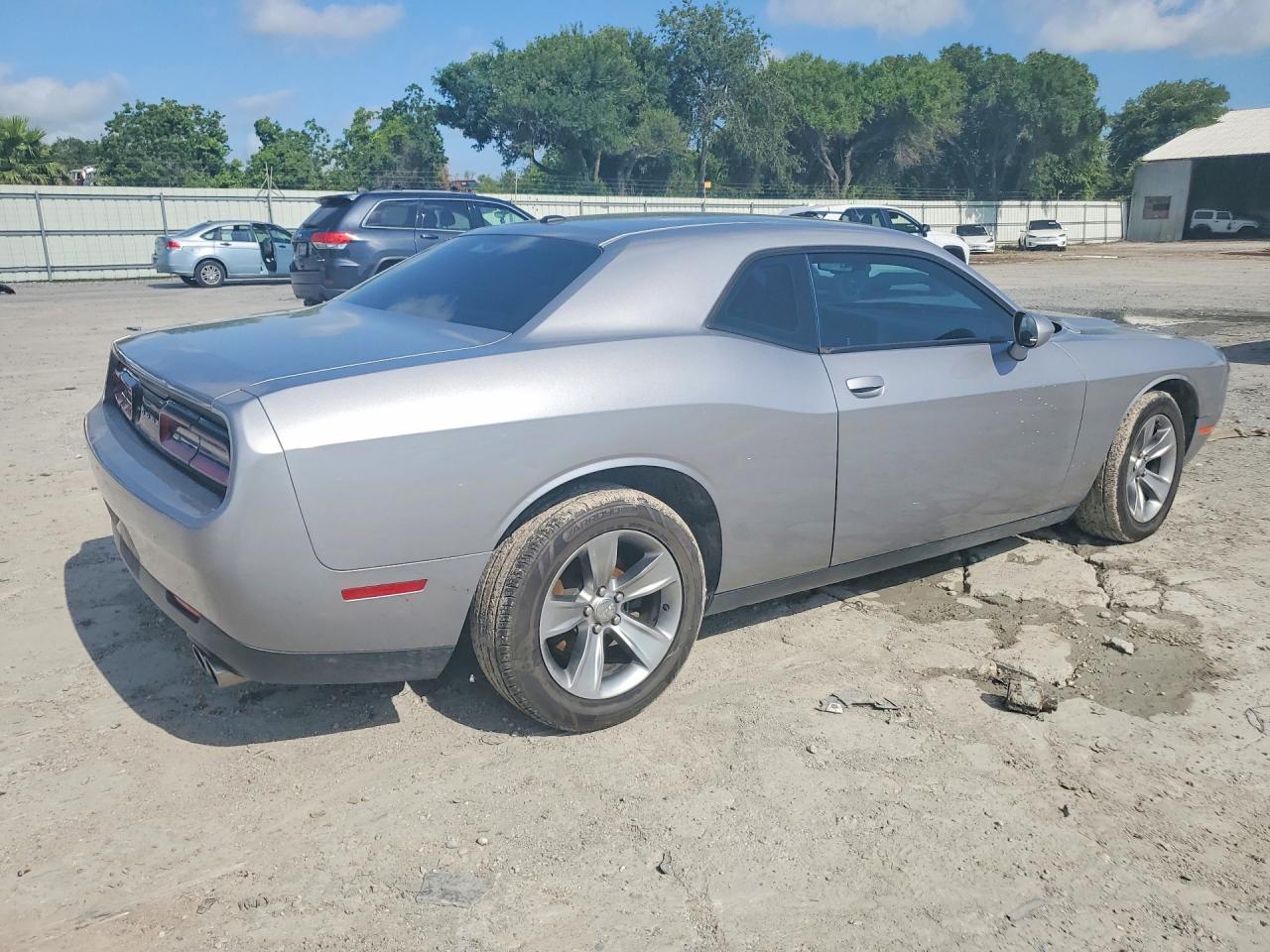 2017 DODGE CHALLENGER SXT